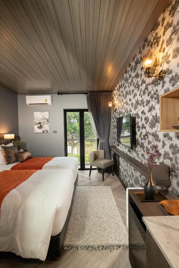 Sanae' Oldtown Hotel Чиангмай Экстерьер фото